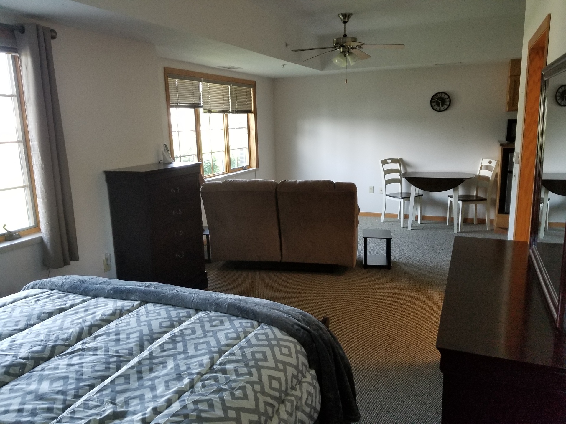 Furnished Studio Apartmens For The Elderly in Red Cloud NE